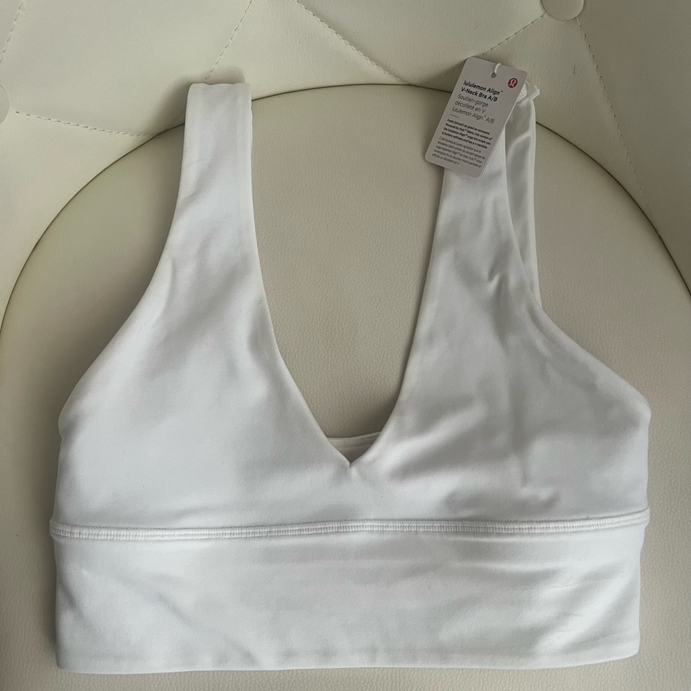 Lululemon Align V-Neck Bra A/B cup (size 6) NWT